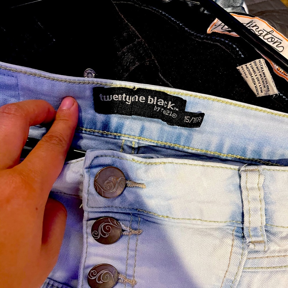 Forever 21 Ripped Jeans - Picture 2 of 11